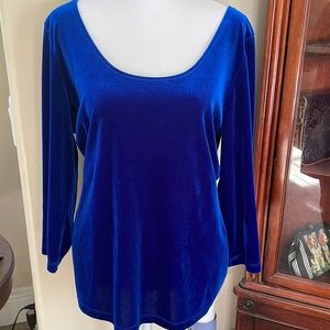 Reversible Proper stretch velvet tee.